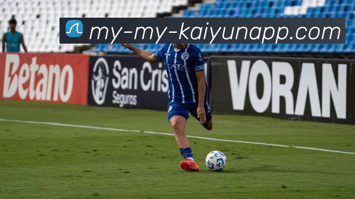 为热爱足球的男生挑选最贴心的礼物推荐指南